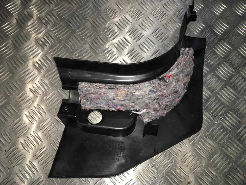 Grille De Porte Avant Gauche Intérieure Pour Alfa Romeo Giulietta (à Partir De 2010) - Référence 71769846