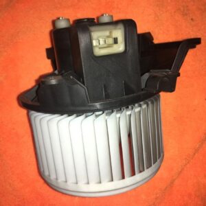 Moteur chauffage FIAT Grande Punto 3P Active 1.2 Essence 8V 2008 - Denso 164230100 - B838