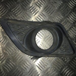 Ventilation grille, front right bumper  Ford Fiesta/fusion2002 1.4L Duratec 16V 2007 – Ford 6S6119952BCW