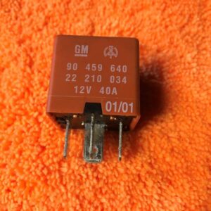 Relais GM 90459640 - 22210034 - 12V 40A