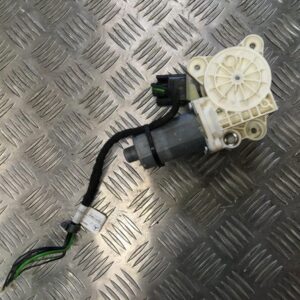 Moteur lève vitre avant gauche Mercedes E220 CDI 2008 – Bosch 0130821970 A2118202942