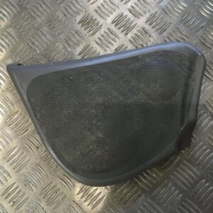 Couvercle haut parleur avant gauche Opel Vectra 1.8 16V SEDAN Essence 06/2001 -  GM 90503291LH