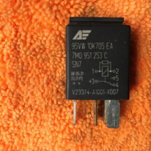 Relais Tyco AE 95VW10K705EA - 7M0951253C