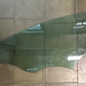 Vitre avant gauche Seat Leon 1.9 TDI 2009 – Seat Pilkington 43R-001582