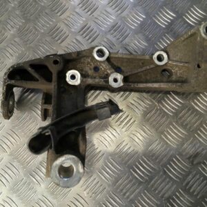 Supports bras de suspension avant gauche Seat Leon 1.9 TDI 2009 – SEAT 1K0199295F