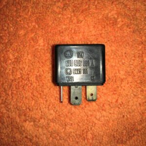 Relais Skoda - 6U0906061A - 9445 111