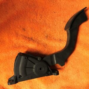 Pédale accélérateur Volvo C30 1.6L 4 Cylindre TD 2007 - Hella 4M519F836AH