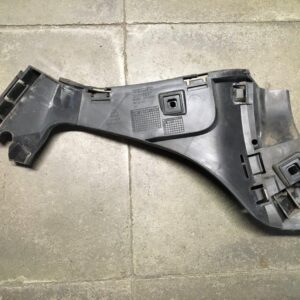 Support pare choc arrière gauche Volvo C30 1.6L 4 Cylindre TD 2007 - Volvo 30655937