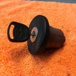 Bouchon de réservoir + clé Ford Fiesta 1.0L Essence 1989 - Ford 89FB9K63A