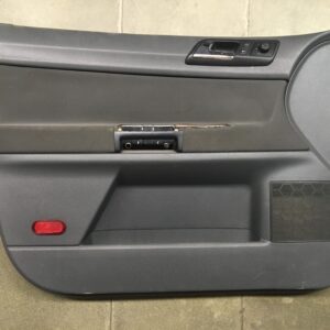 Panneau de porte Gauche VW Polo 9N1 - 6Q4867011