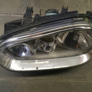 Phare avant gauche VW Golf IV 1.9 TDI Cabrio - Valeo 1J1941015B