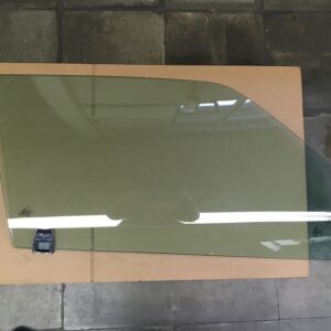 Vitre avant droit Golf IV 1.9 TDI Cabrio - Sekurit 43R001413