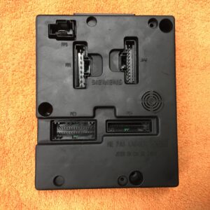 Boitier UCH Renault - Siemens  8200029342B