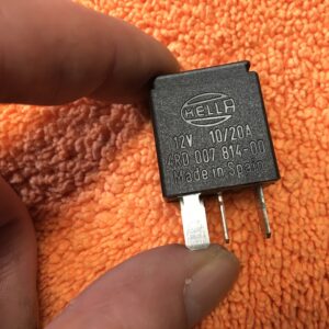 Relais HELLA 4R0007814-00