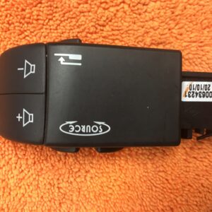 Steering wheel mounted radio control Renault Clio II - VALEO 8200634231