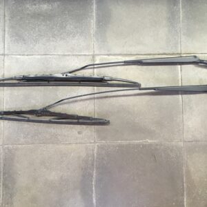 Set Bras essuie glace avant Audi A3 1999-2002 - 1J1955410A - 1J1955409A