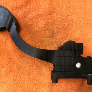 Pédale accélérateur  Ford KA II 1.2 Essence 2008-2014 - Bitron 51893926