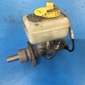 Maitre Cylindre + réservoir BOSCH VW GOLF IV 1998 - 21027099