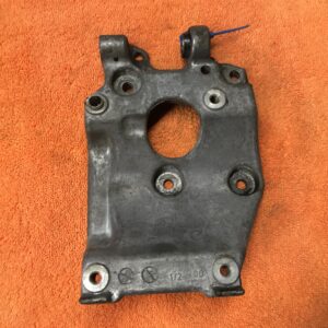 Air conditioning pump support with ring Peugeot Citroen – 9646719580