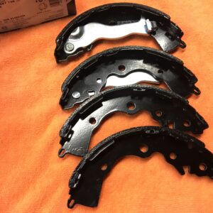 Set de machoire de frein 203,2 x 31,5 mm Bosch 0986487748 - 90R01489/258 - Kia Rio Hyundai