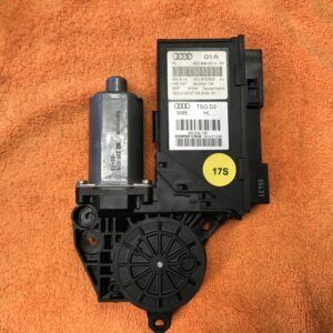 Moteur lève vitre avant droite Audi A8 2004 - Audi 4E1959802 - Bosch 0130821764