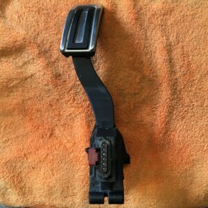 Used Accelerator pedal VW GOLF - VW AG 5Q1723503H