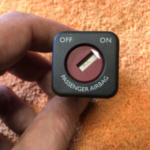 Airbag switch Citroen Ds 3 - Vimercati - 95835T - 96413912XT