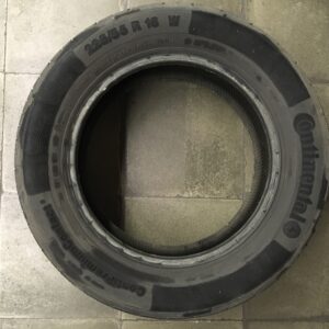 Band gebruikt 225/55 R16 95W Continental ContiPremiumContact Groef diep 0,5