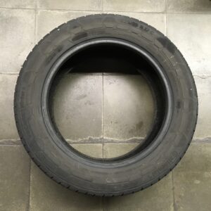 Pneu hiver occasion 225/55 R17 C 109/107 T VancontactWinter Profondeur rainure 0.4 et 0.6