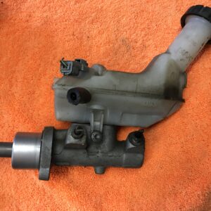 Maitre cylindre Renault Clio III 1.2L Essence 11/2007 - 7.15 23