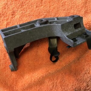 Diesel pump bracket  Renault Traffic II/Opel Vivaro - 8200157461