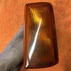 Clignotant droit Opel corsa Mk1 - GM