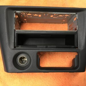 Encadrement radio Mitsubishi Colt 1995/2004 - MR189237