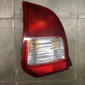 Feu arrière gauche Mistsubishi Colt - Stanley 043-1679