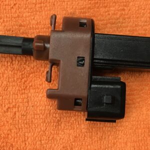 Capteur pédale d'embrayage Mazda 2 Mk1 2002/2006 - Ford 2S5T7C534AA