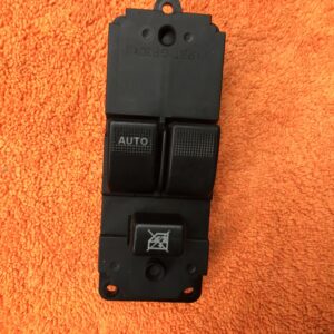 Commutateur lève vitre gauche Mazda 2 Mk1 - Luk DD1466350B