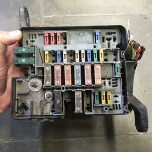 Zekeringkast Peugeot Citroen 9642708480