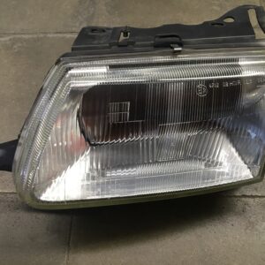 Phare avant gauche Citroen Saxo - Valeo 085847