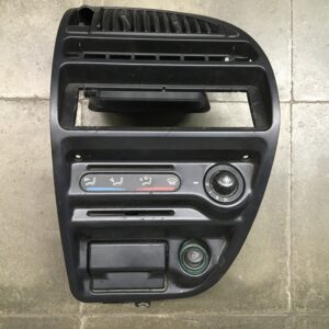 Console centrale tableau de bord Citroen Saxo - Citroen 9617647177