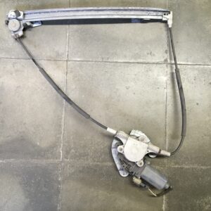 Moteur lève vitre avant gauche Renault Megane I - Bosch 0130821720