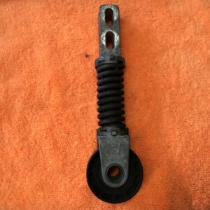 Poulie, tendeur de courroie d'accessoire RENAULT 8200230958