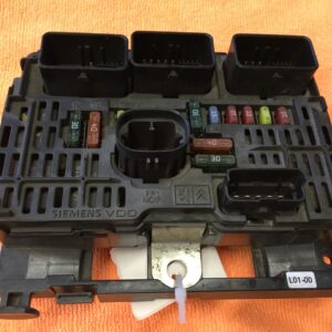 Zekeringkast BSM-L01-00 Peugeot 407 SW - Siemens 9656086080 - S118983001 J