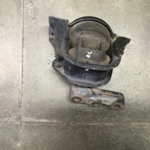 Support moteur droit Peugeot Citroen - 9671185380