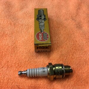 La bougie d'allumage NGK B7HS (Code : 5110)