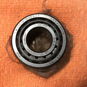 Le Roulement Exterieur Conique Complet (Cône + Cuvette) LM 11749 / LM 11710  SKF  Neuf
